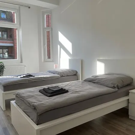 Three-Bedroom Apartment In Essen City Center Exterior foto