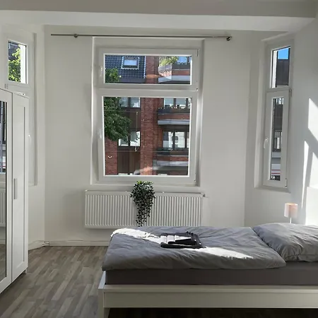 Three-Bedroom Apartment In Essen City Center Exterior foto