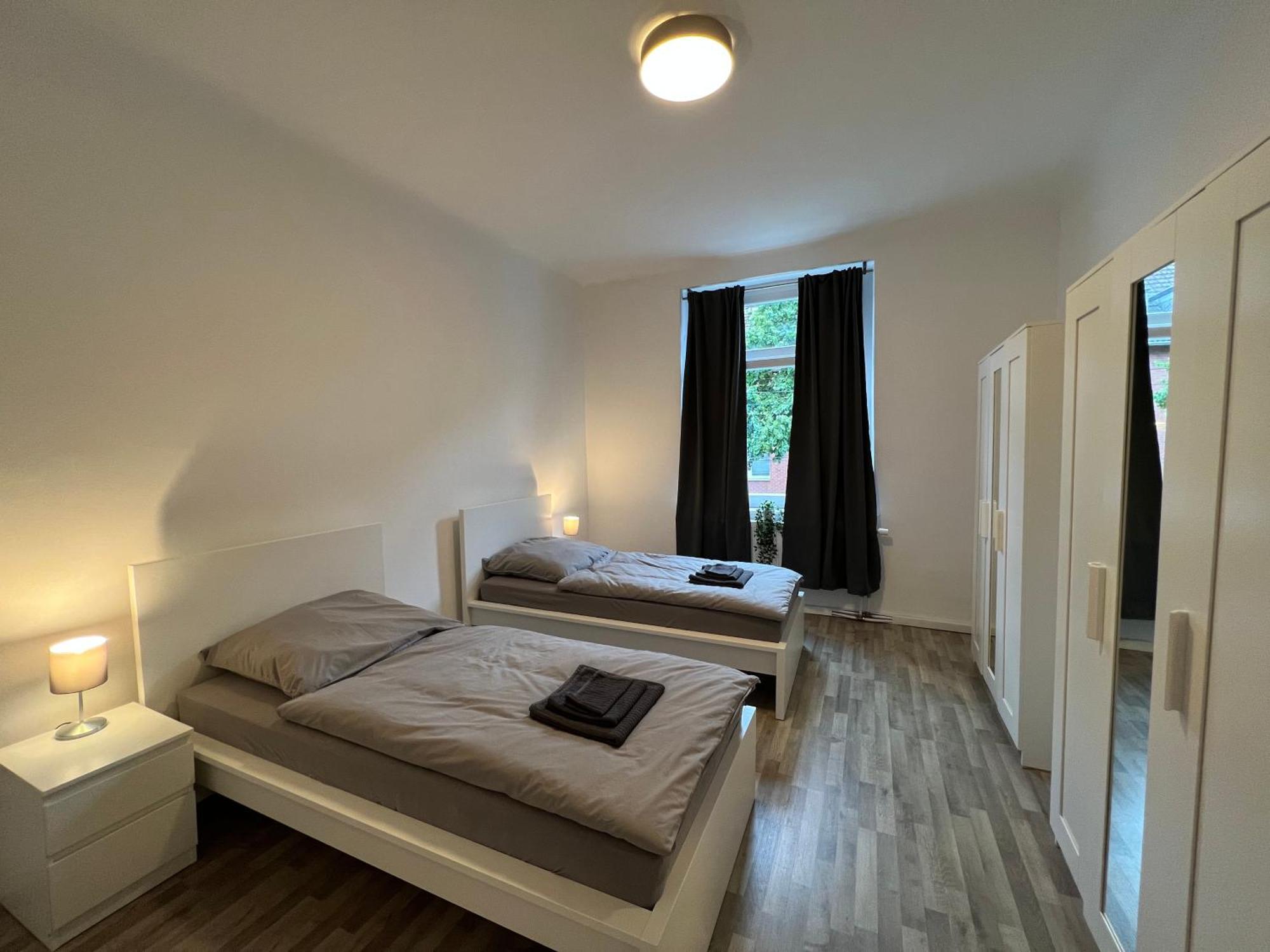 Three-bedroom In Center Apartment Essen