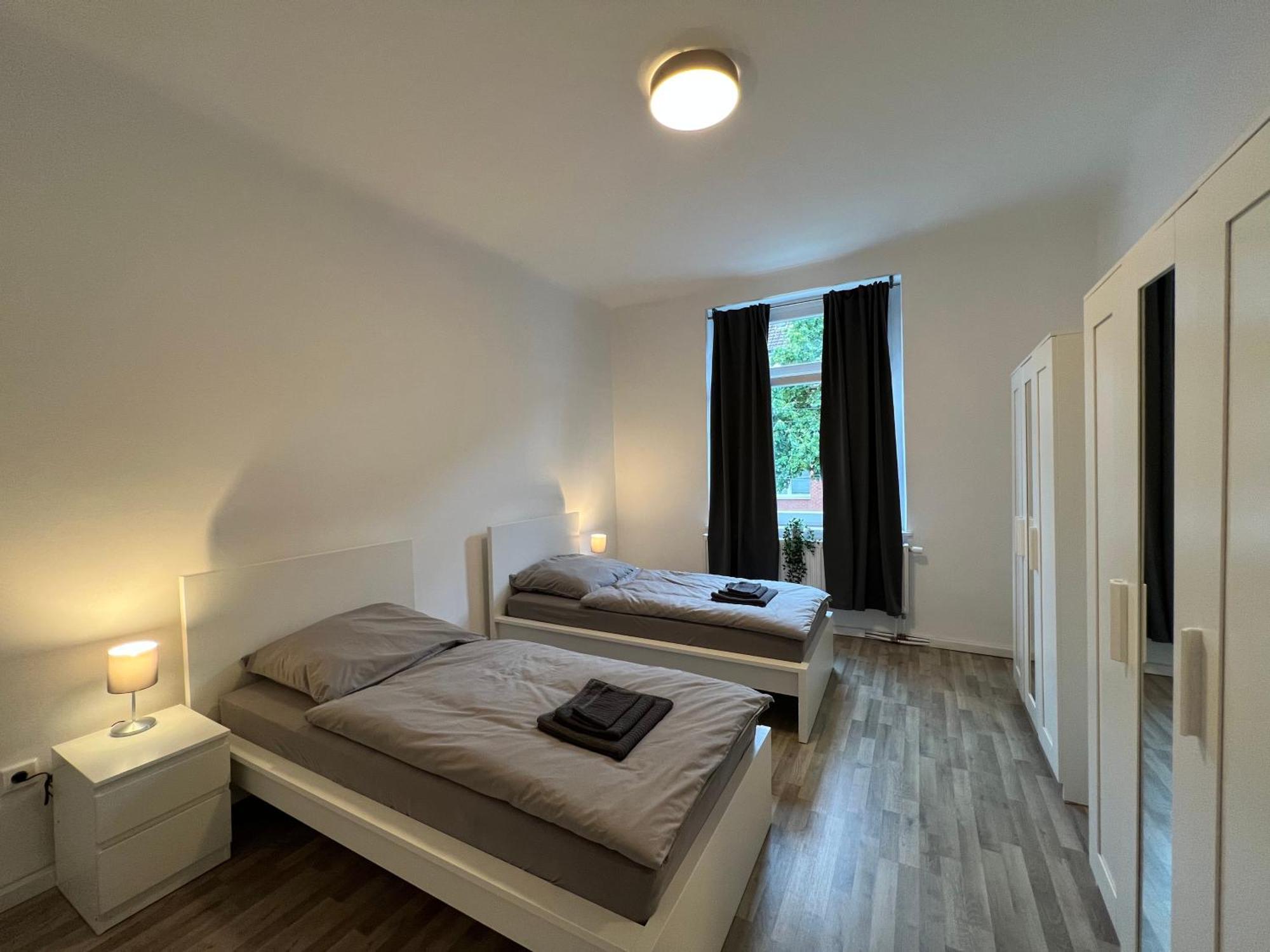 Apartment Three-bedroom In Center *